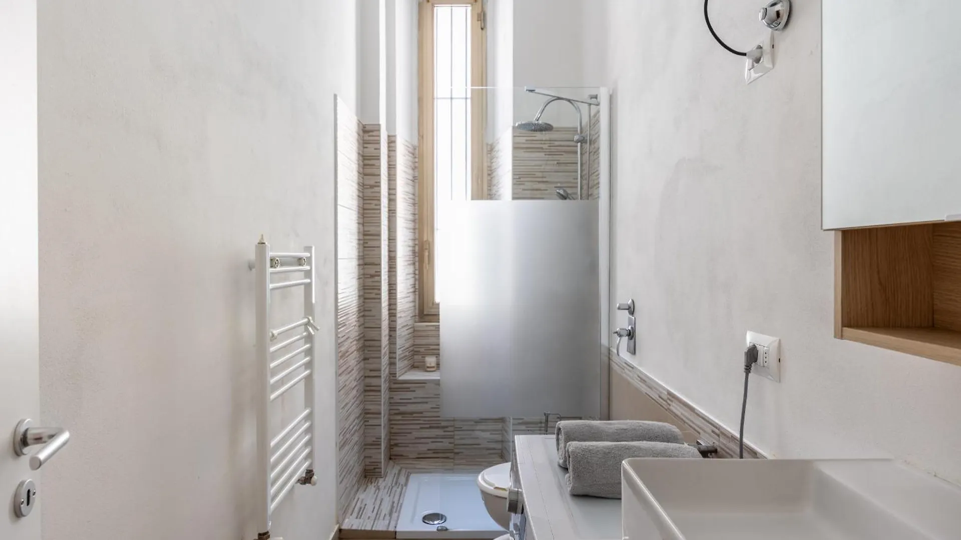 Bicocca Elegant Sweet Home Suite - Milan, 20 Minutes Duomo 0*, Milan